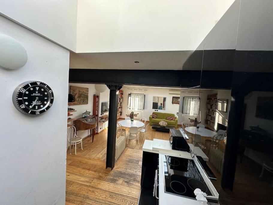 Nuovo Loft A Trastevere Con Super Terrazzo * Rom