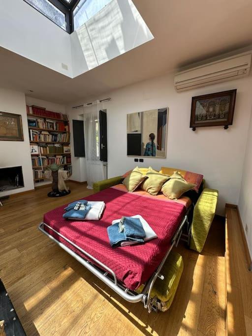 Nuovo Loft A Trastevere Con Super Terrazzo * Rom