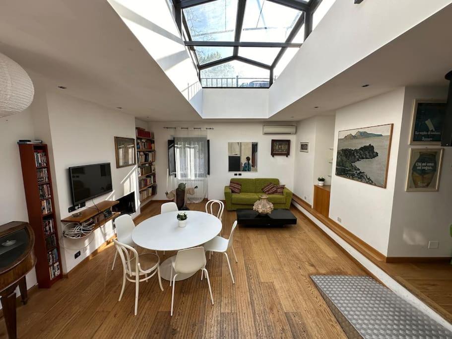 Nuovo Loft A Trastevere Con Super Terrazzo Apartment